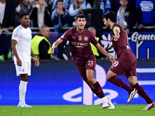 Man City đã san bằng thành tích với MU tại Champions League