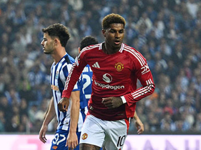 Rashford đang thi đấu xuất sắc nhưng lại bị thay ra: Có phải Ten Hag quá khắt khe hay có vấn đề cá nhân?